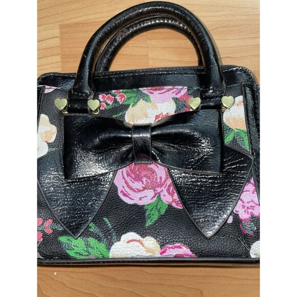 Betsey Johnson Small black Bow handbag Flower Pattern - Picture 2 of 13